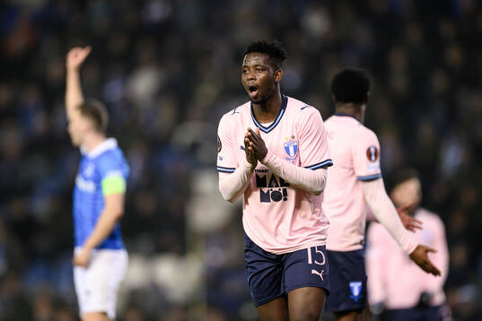 Salifou Soumah of Malmö FF looks dejected