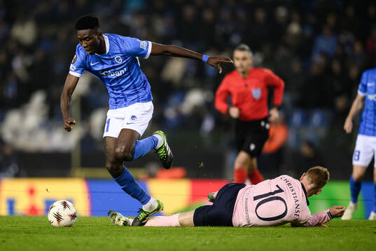 Ibrahima Sory Bangoura of KRC Genk and Anders Christiansen
