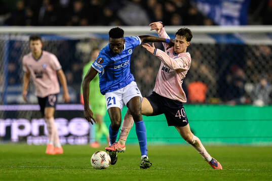 Ibrahima Sory Bangoura of KRC Genk and Kenan Busuladzic of