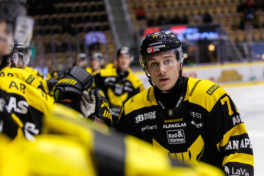 Västerås Oscar Birgersson jublar