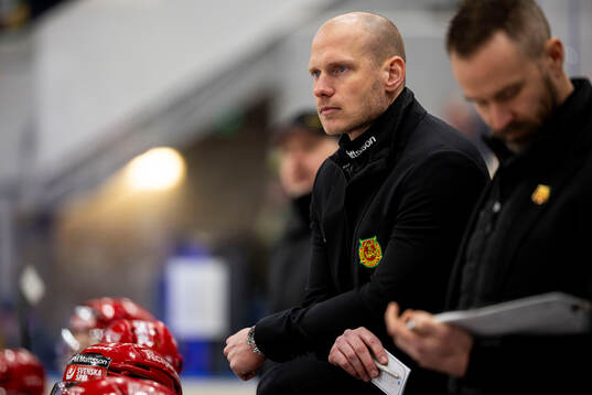 Moras tränare Oscar Dahlgren