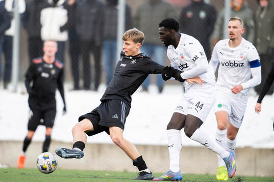 Helsingborgs Demba N'diaye mot Ängelholms Vilhelm Gunarsson