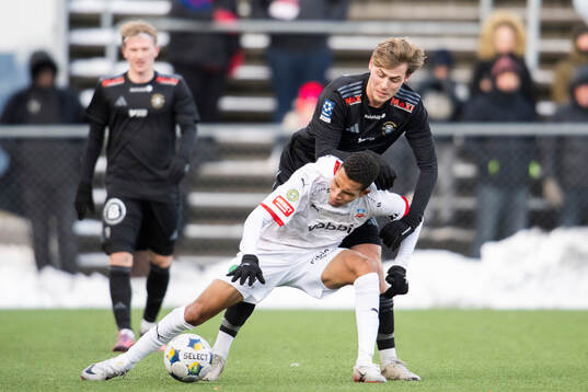Helsingborgs Harol Romana mot Ängelholms Daniel Bergman