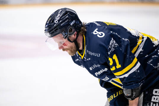 HV71s Mattias Tedenby har ont