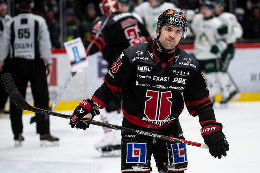 Örebros David Quenneville deppar