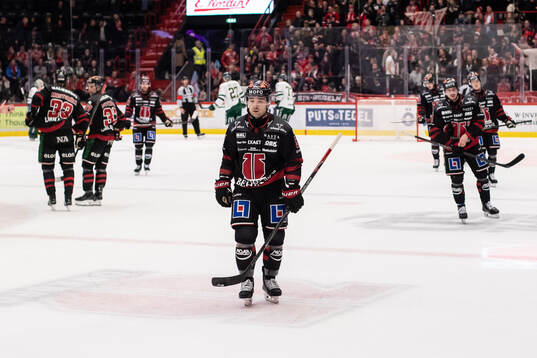 Örebros David Quenneville deppar