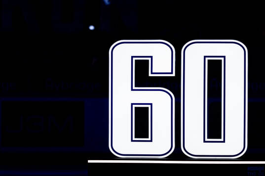 Växjös förra spelare Erik Josefsson hyllas