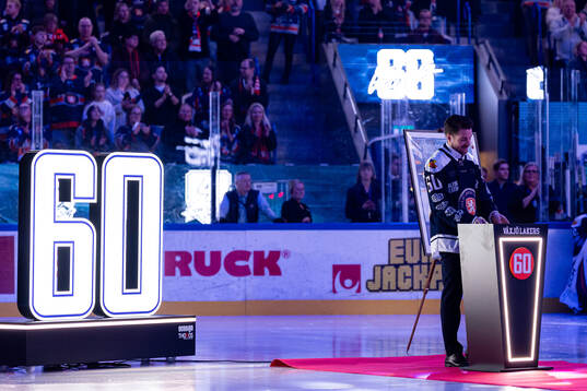 Växjös förra spelare Erik Josefsson hyllas