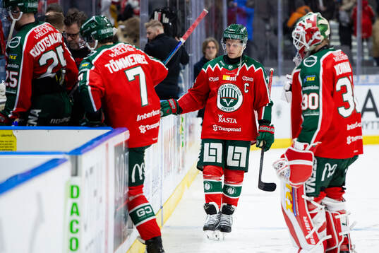 Frölundas Henrik Tömmernes, Max Friberg och målvakt