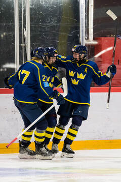 Sofie Lundin, Thea Johansson and Hanna Olsson of Sweden