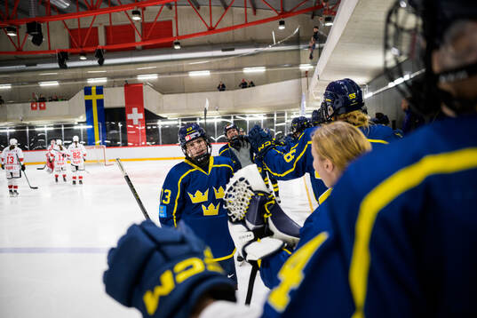 Thea Johansson of Sweden celebrates