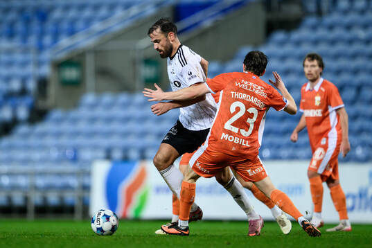 Dino Islamovic of Rosenborg and Kolbeinn Thordarson of IFK