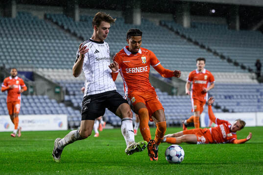 Håkon Volden of Rosenborg and Sebastian Clemmensen of IFK