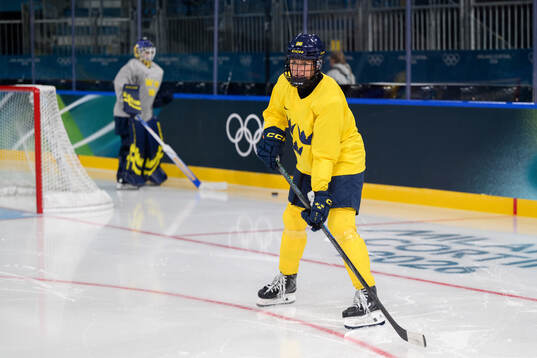 Hanna Olsson of Sweden at a ice hockey practice session
