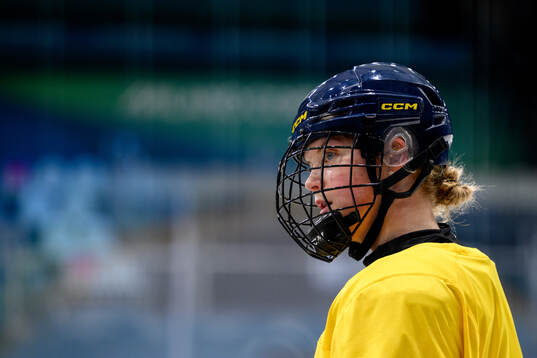 Jessica Afolfsson of Sweden at a ice hockey practice session