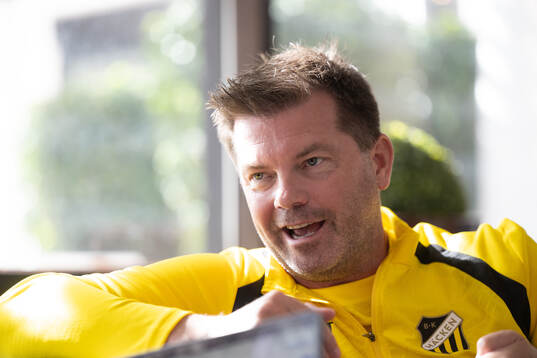 Häckens tränare  Jens Gustafsson
