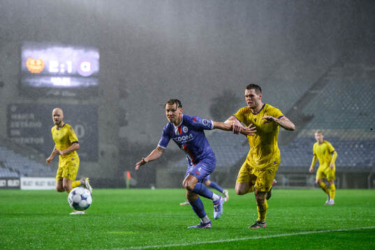 Dominik Plechaty of Artis Brno and Jacob Bergström of