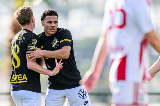 Kevin Filling of AIK celebrates