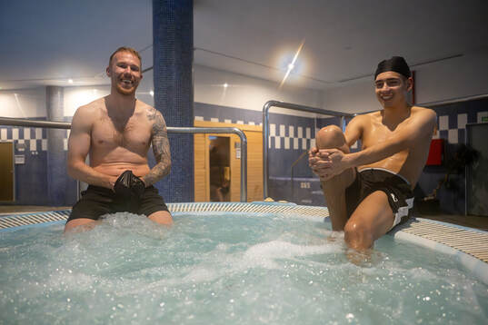 Mikkel Rygaard Jensen och Danilo Al-Saed är på spa