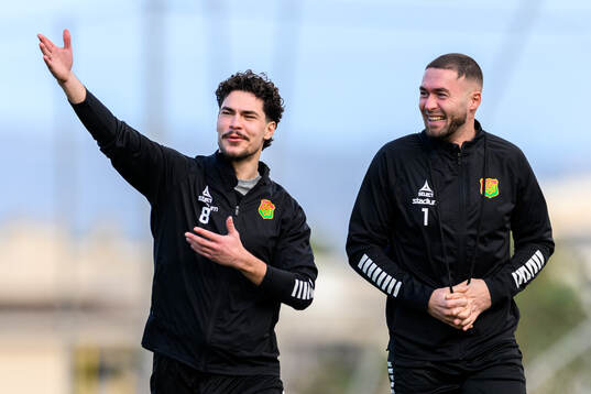 William Milovanovic och målvakt Mergim Krasniqi