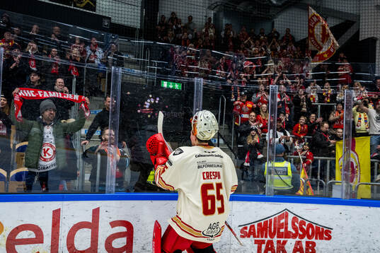Kalmars målvakt Jacob Crespin jublar