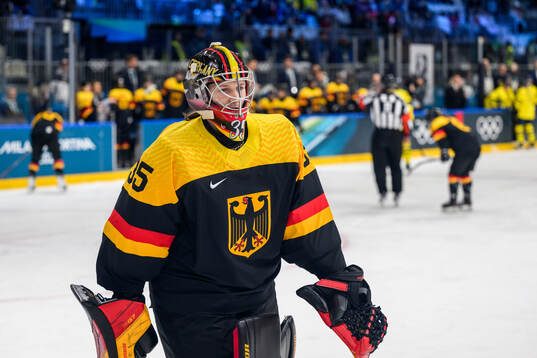 Goaltender Sandra Abstreiter of Germany in the women's ice