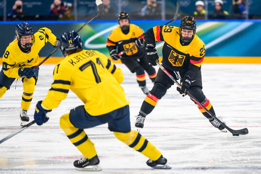 Nina Christof of Germany in the women's ice hockey game