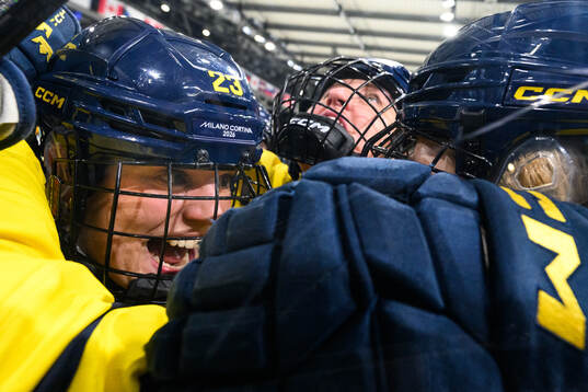 Thea Johansson and Hanna Olsson of Sweden celebrate the 4-1