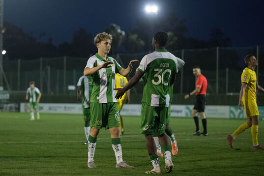 Hammarbys Wilson Lindberg Uhrström jublar