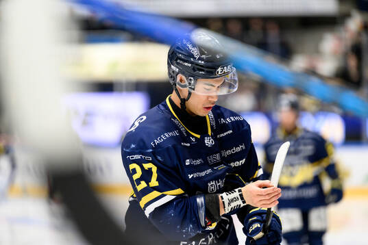 HV71s Jonathan Ang