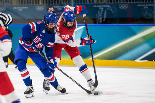 Caroline Harvey of USA and Noemi Neubauerova Czech Republic