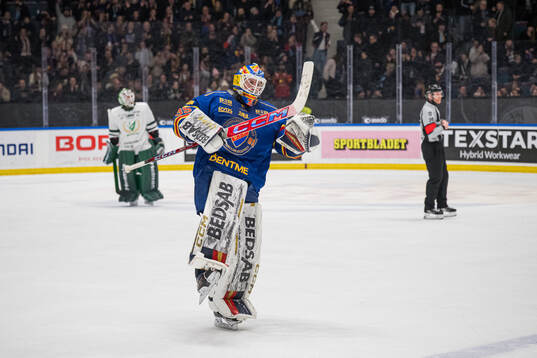 Djurgårdens målvakt Magnus Hellberg jublar
