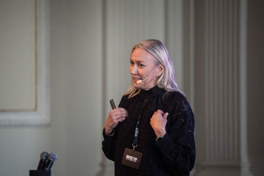 Helena Mueller, Grant Thornton