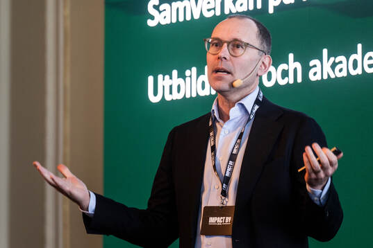 Jonas Söderberg, SEB