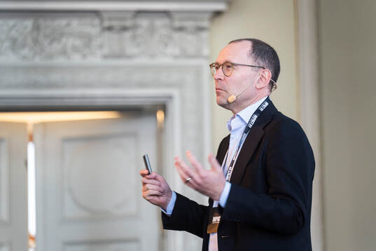 Jonas Söderberg, SEB