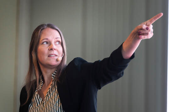 Carolina Rindefors, Stiftelsen Friends
