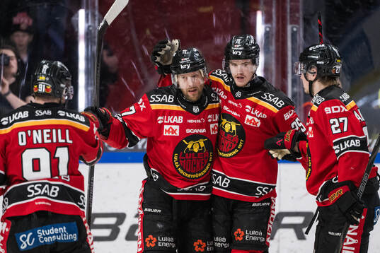 Luleås Linus Omark, Filip Eriksson och Oskari Laaksonen
