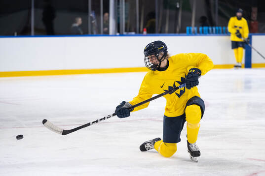 Ida Karlsson of Sweden at a ice hockey practice session
