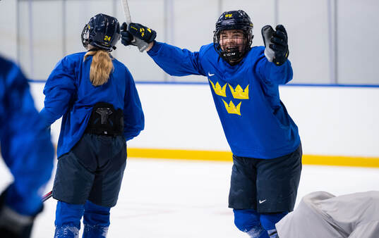 Nicole Hall of Sweden at a ice hockey practice session
