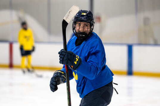 Hanna Thuvik of Sweden at a ice hockey practice session