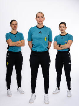 Domare Almira Spahic, Tess Olofsson och Tilde Hedberg