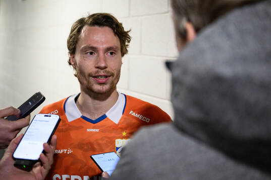 Filip Ottosson of IFK Göteborg speaks to media