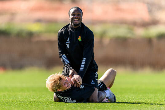 Rasmus Niklasson Petrovic och Shalom Ekong