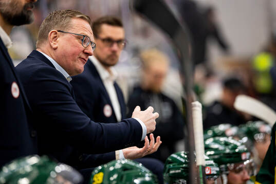Björklövens huvudtränare Magnus Bogren