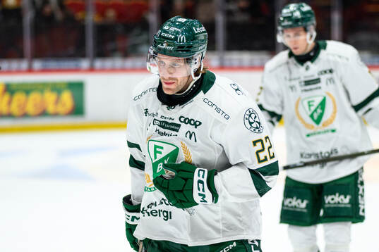 Färjestads Per Åslund deppar