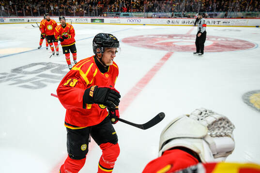 Brynäs Jakob Silfverberg jublar
