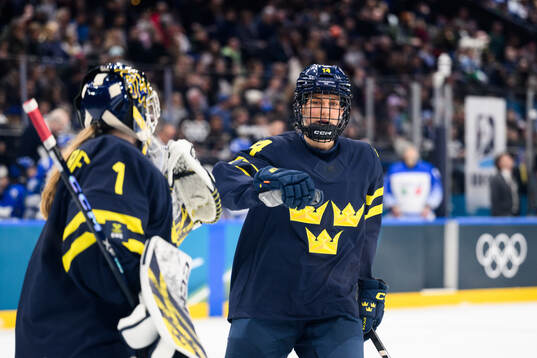 Goaltender Ebba Svensson Träff and Ida Karlsson of Sweden