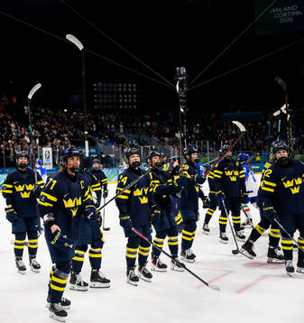 Anna Kjellbin, Ebba Hedqvist and Hanna Thuvik of Sweden