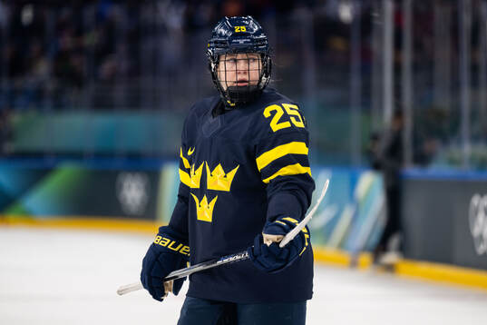 Lina Ljungblom of Sweden in the women's ice hockey game