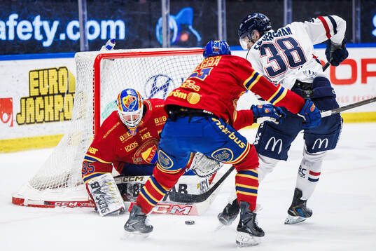 Djurgårdens målvakt Magnus Hellberg och Linköpings Johan